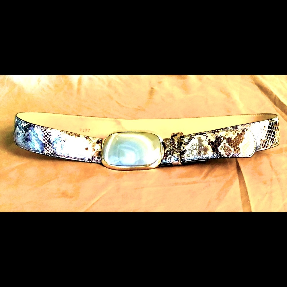 Rockwear🔥🔥metallic pewter belt with green stone buckle.